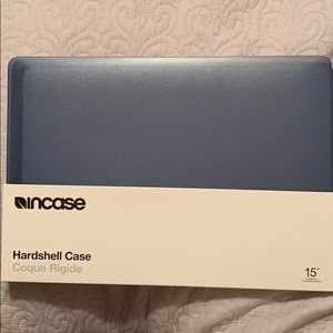 MacBook Pro 15” Incase Hardshell case